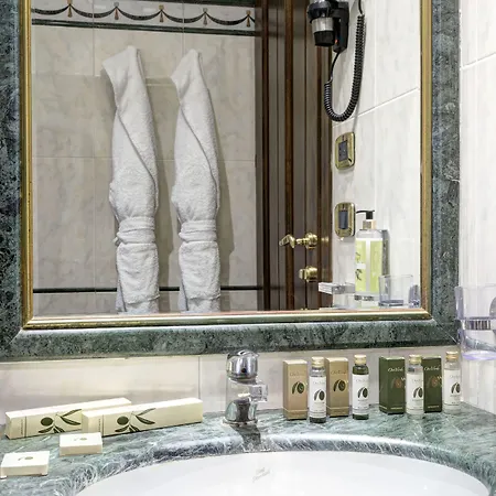 Grand Gianicolo Hotel 4*