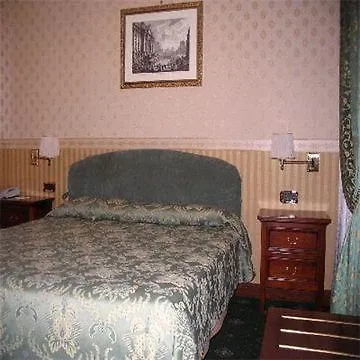 מלון Grand Gianicolo 4*